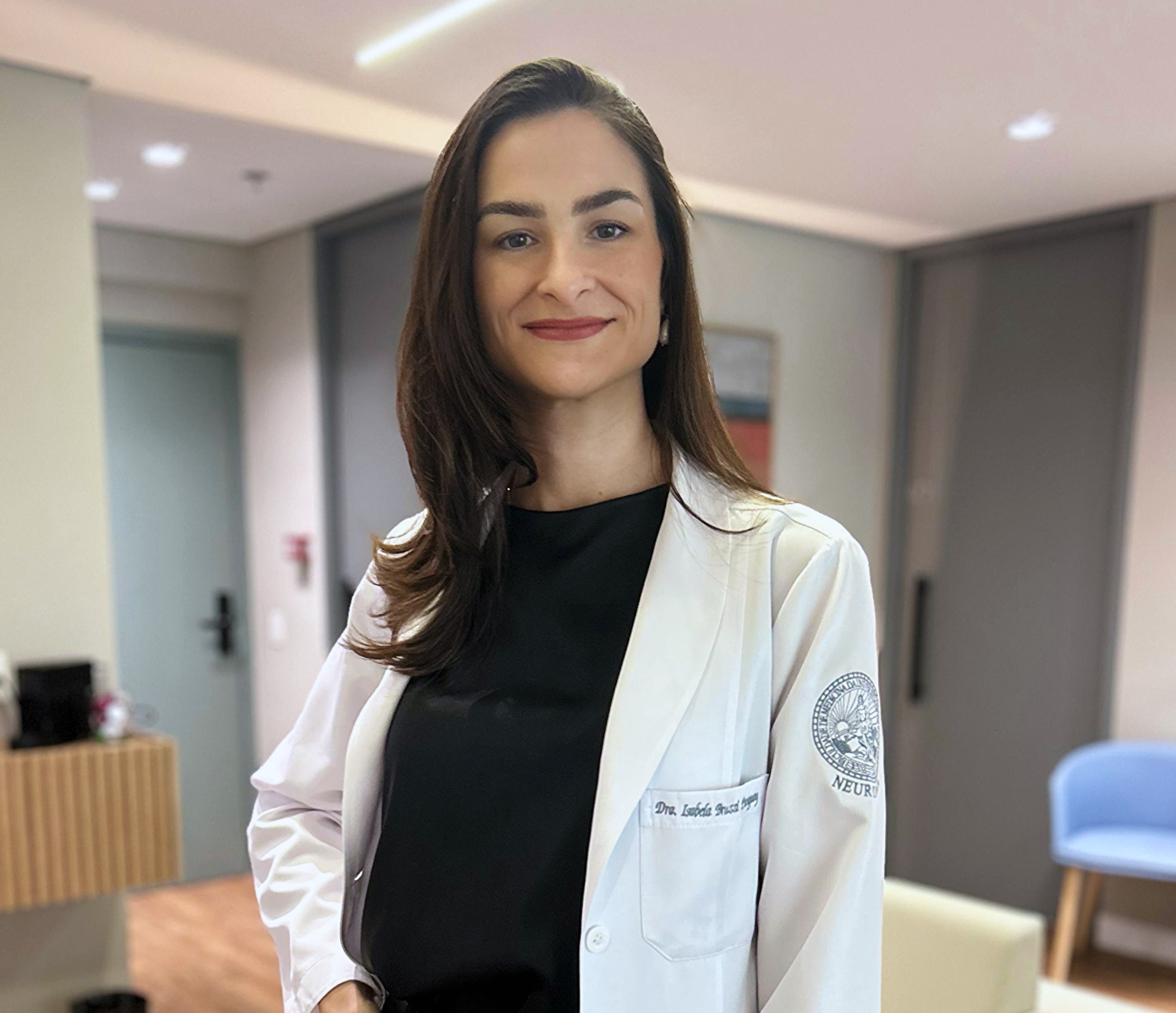 Dra. Isabela Bruzzi Paraguay Dornela